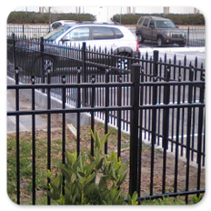 Alternating Spear Top Aluminum Fence