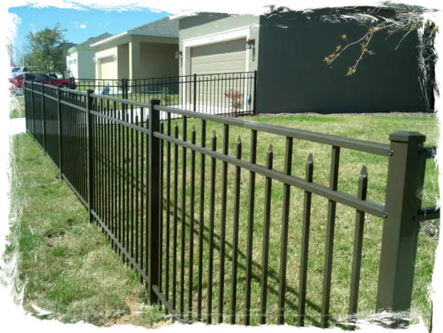 Bronze Box Spear Aluminum Fence