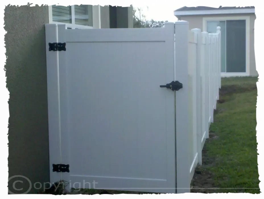 White Vinyl Privacy Fence Installation in Orange City FL