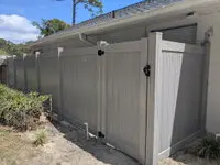 Catalyst Coastal Cedar Wood Look Vinyl Privacy Fence with Single Gate